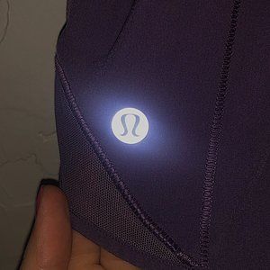 LULULEMON Hotty Hot Short II 2.5" ā